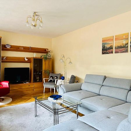 2,5-Zimmerwohnung Mit Terrasse - Keine Monteure Marbach am Neckar Exterior photo